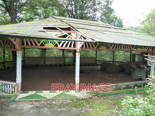 Photo derelict dodgems prod - ,